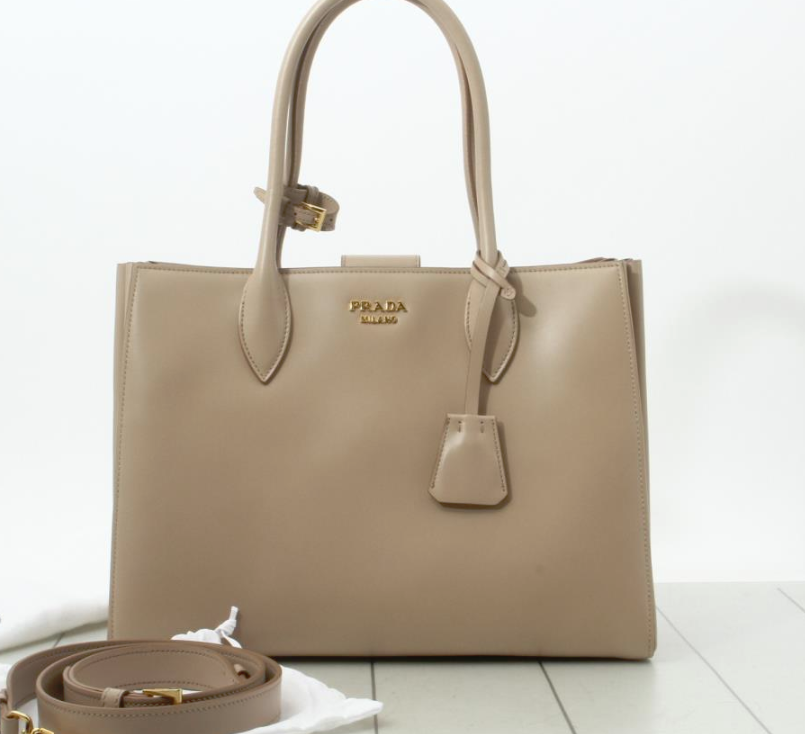 High quality Pre owned Used/ Luxury PRADA biblioth