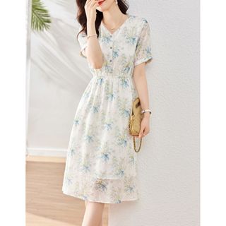 The Vatican and tendril tea French v-neck broken beautiful dress temperament wom