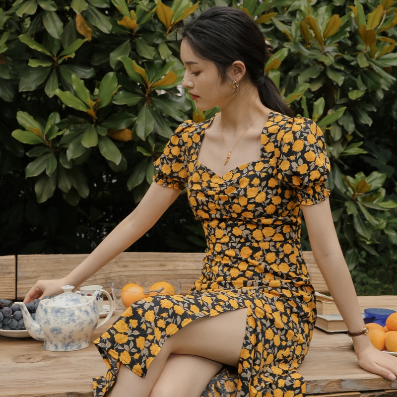 French style vintage floral show white yellow ruff collar square collar 2021 dress split flare sleev