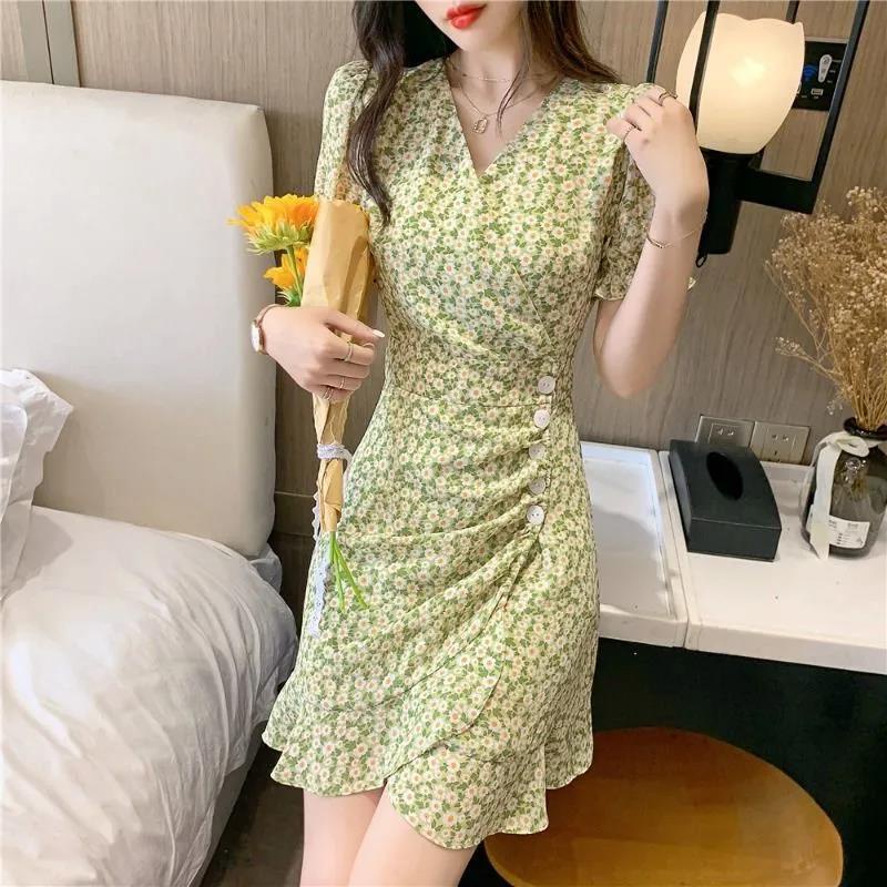 Shorts and dresses for women super fairy puff sleeve skirt women 2022 pleated skirt green daisy flor