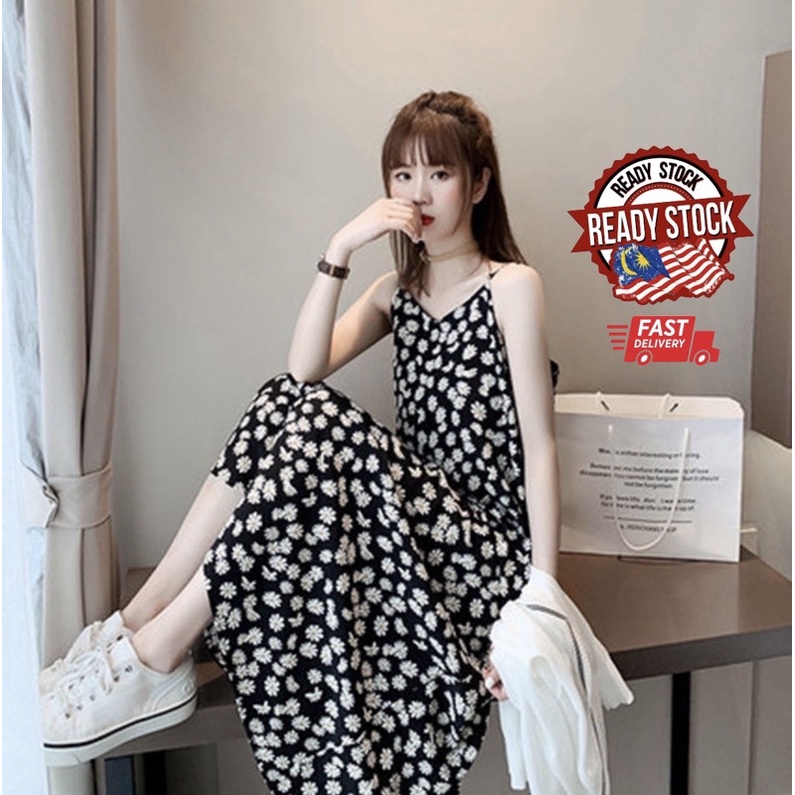 Korean Fashion Women dress Daisy Floral Dress Sling dress Black dress Long Dress Beach dress 现货 韩版 时