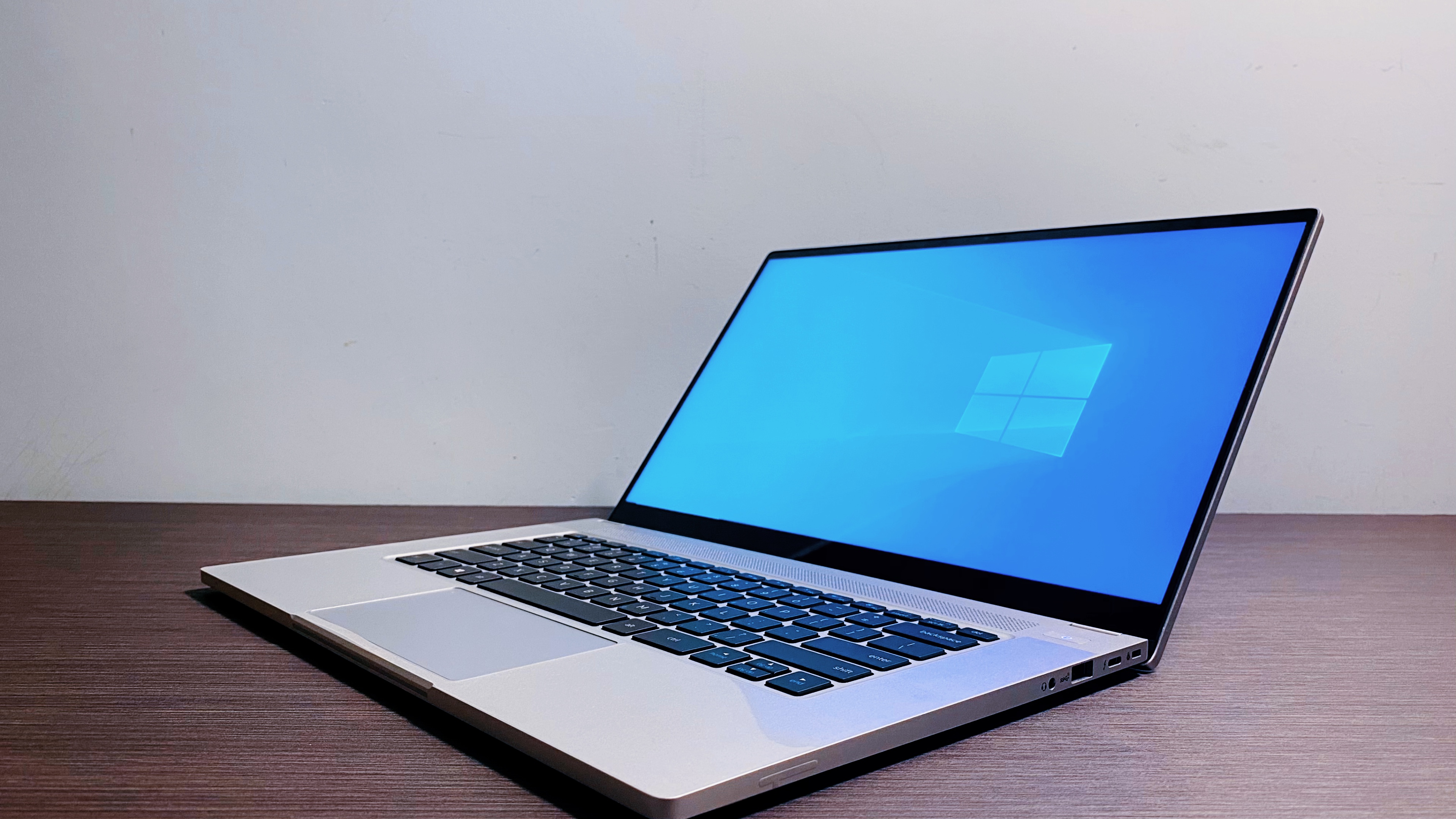 2022 15.6 inch Original Intel Nuc M15 Notebook PC 16GB Intel Core I5 I7 11th Generation WIFI6 Touch 