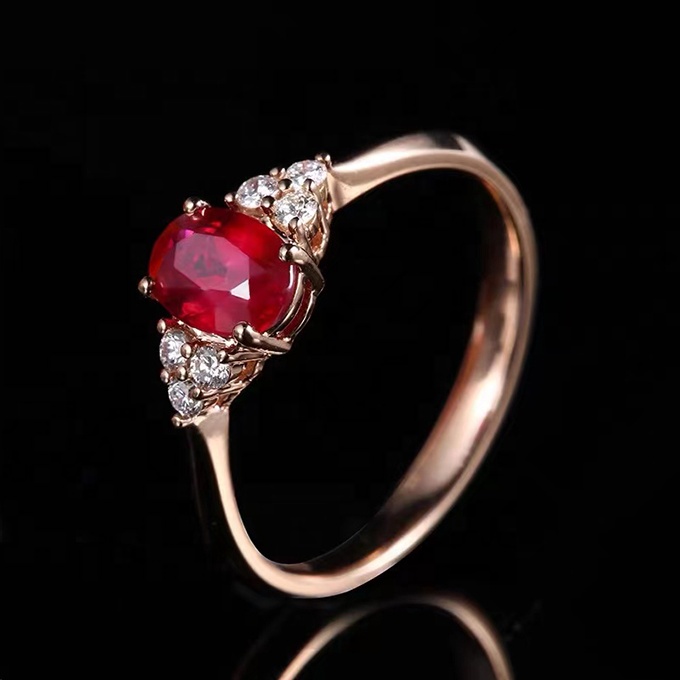 Professional private high-end custom gold and diamond and gemstone ring jewelry for men and women we