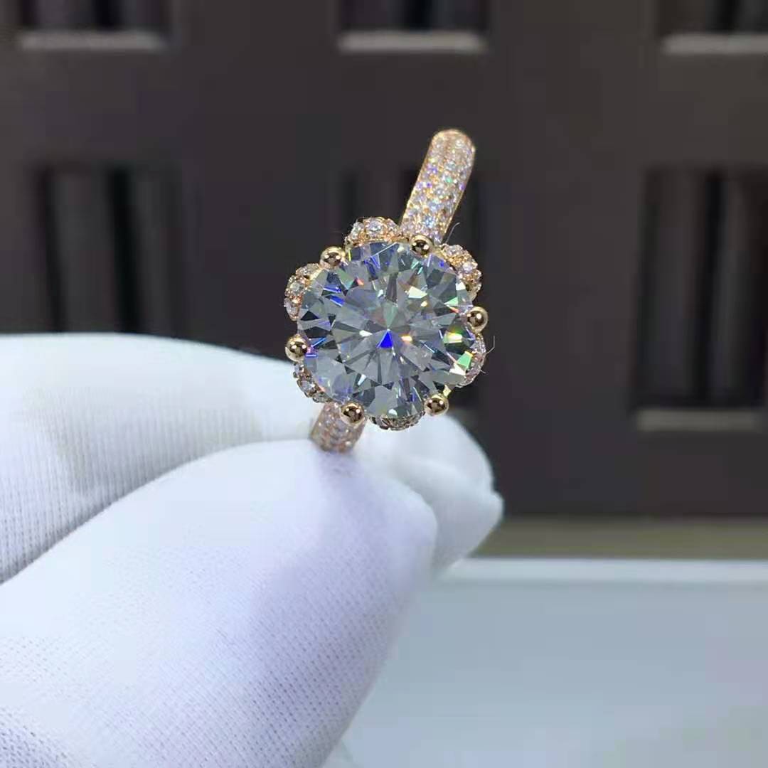 Luxury Fashion Pure 18K Gold Pawnable Moissanite Diamond Rings Women Ladies Female Bridal Engagement
