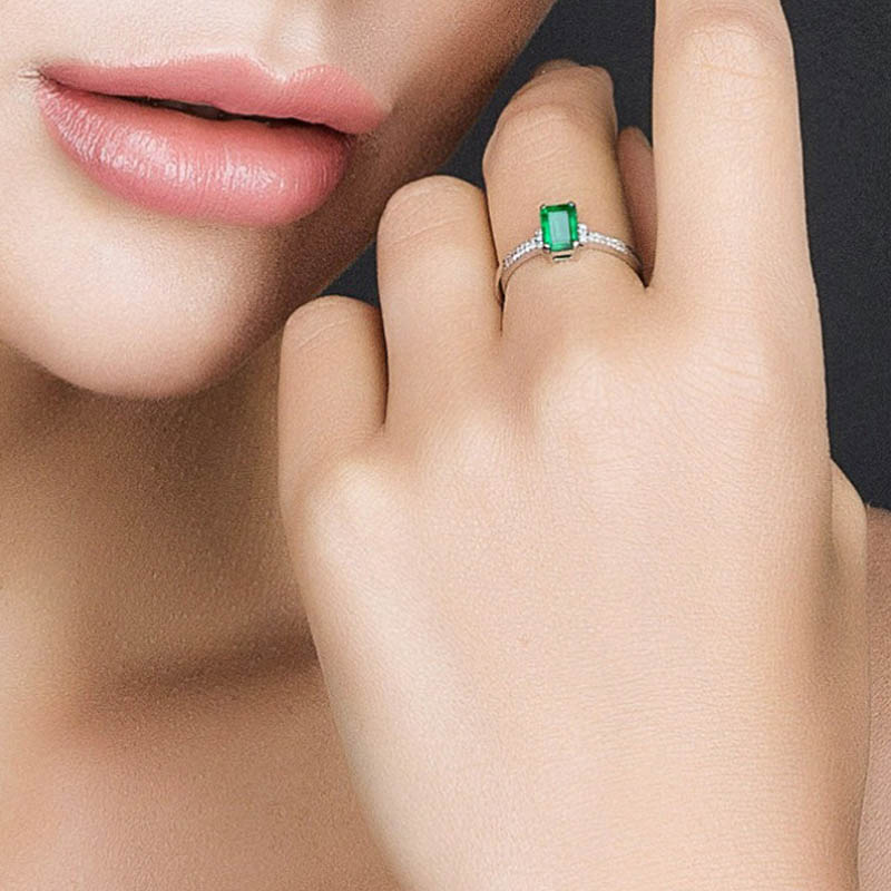 Sgarit Custom Jewellery Drop Shipping Fine Jewelry 18K Gold Natural Gemstone 1.5Ct Green Emerald Rin