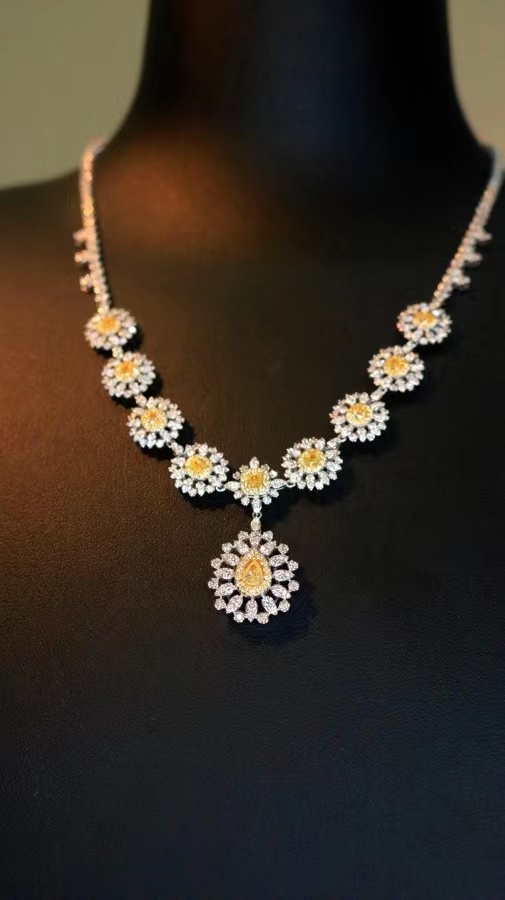 solid gold jewelry wholesale Pendant jewelry for women fashion 2022 with Diamond luxury jewelry amer