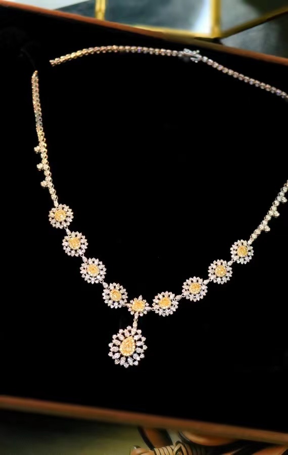 solid gold jewelry wholesale Pendant jewelry for women fashion 2022 with Diamond luxury jewelry amer